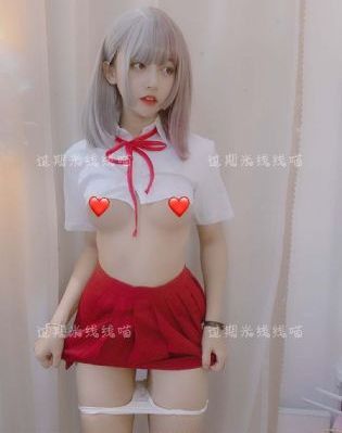 年轻的小保姆