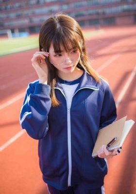 《出轨的女人》电影