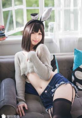 隔壁女邻居
