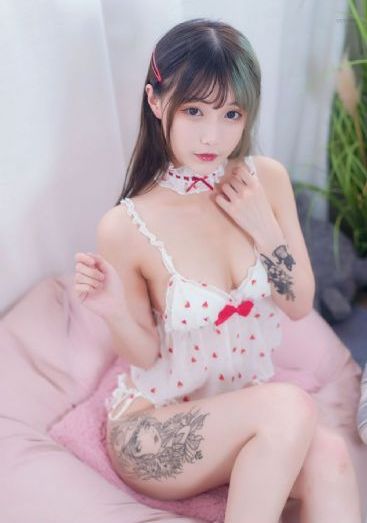 邻居家的妻子