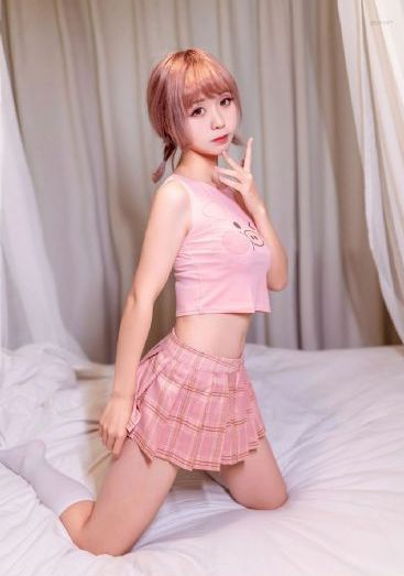 女机械人完整版