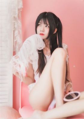 厨房里我扒了孕妇的内裤