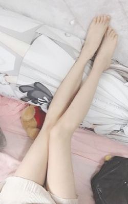 她唇之下免费观看电视剧