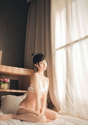 善良美丽女邻居2